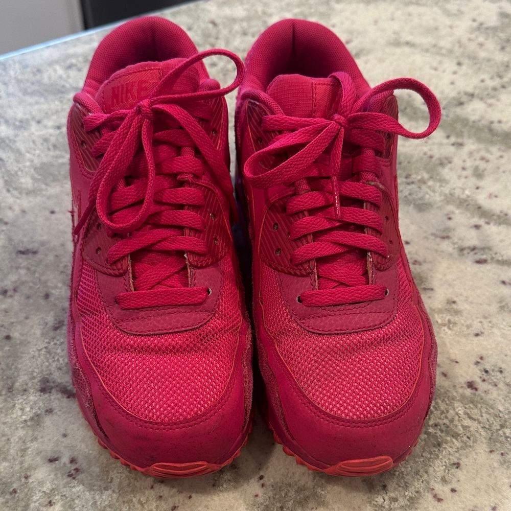 Nike Fuchsia Athletic Shoes